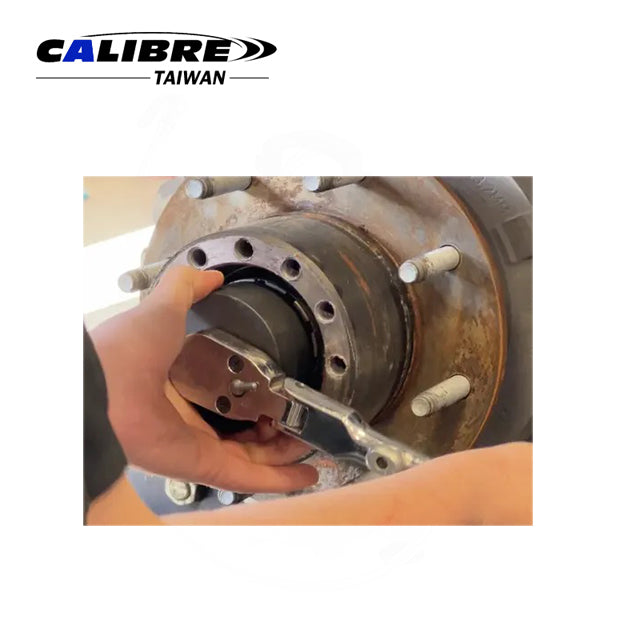 Dodge Hub Nut Socket