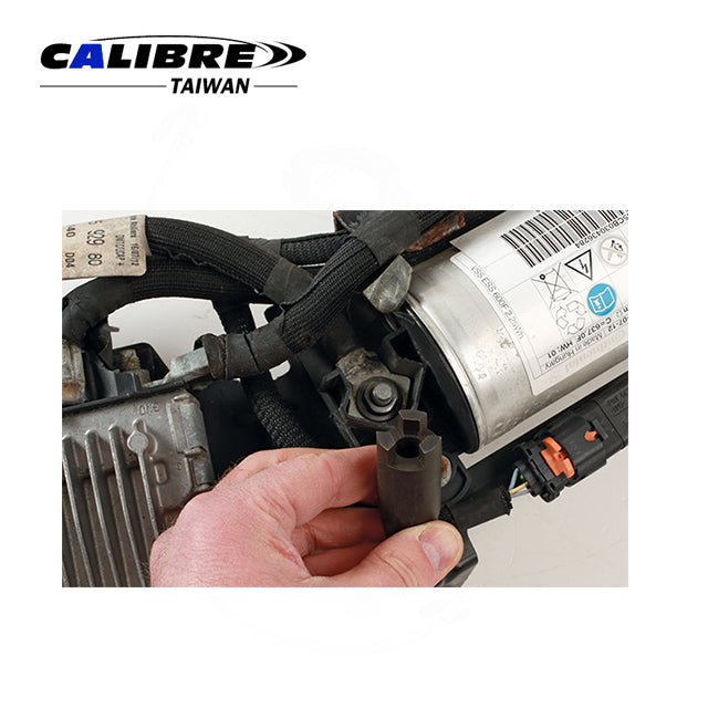 Tri Lobe Stop/Start Capacitor Socket–PSA Group